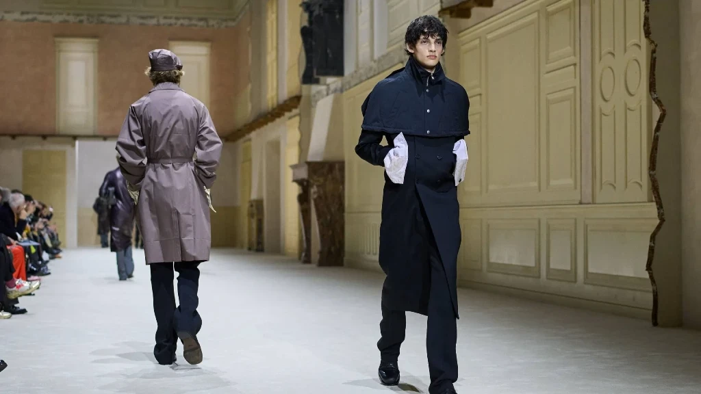 Prada redefine el lujo: la colección masculina O/I 2026 abraza la 'belleza de lo desgastado' en Milán