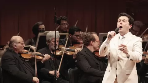 Arturo Chacón-Cruz Enciende Bellas Artes: La Música Nace del Espíritu y Conecta Almas, Reviviendo Íconos Mexicanos y Tendiendo Puentes Hacia la Ópera