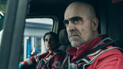 Salvador en Netflix: Luis Tosar Enfrenta al Neonazismo en un Thriller que Sacude Conciencias Globales