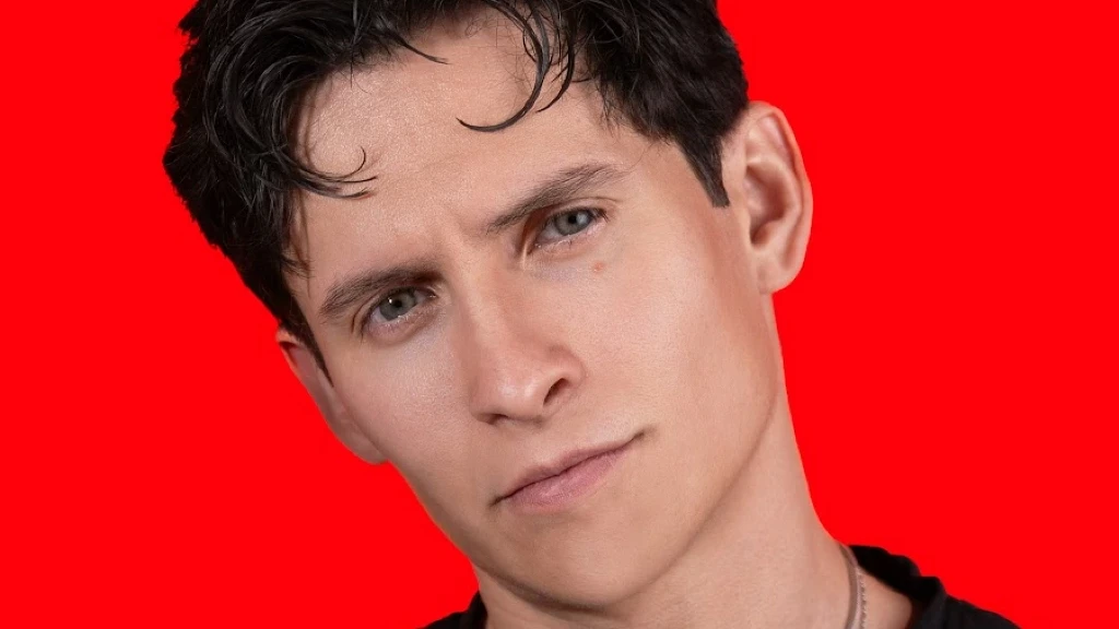 Alexis Omman: ¿El influencer mexicano que redefinió el crecimiento digital en 2025? La búsqueda de la noticia reciente