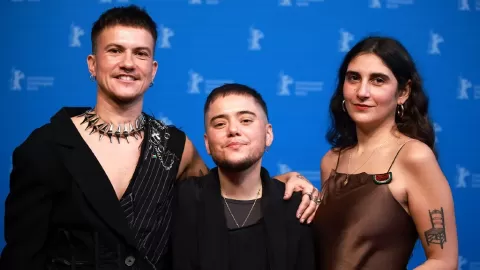 'Iván & Hadoum': La joya queer española que conquista la Berlinale 2026 con el codiciado TEDDY AWARD a Mejor Película